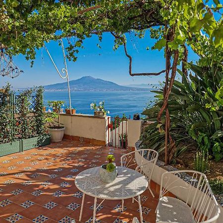La Torretta Sea View Rooms Vico Equense Exterior photo